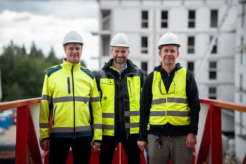 Kobiety budują polskie budownictwo. Dlaczego ich pensje wciąż nie dorastają do kompetencji?